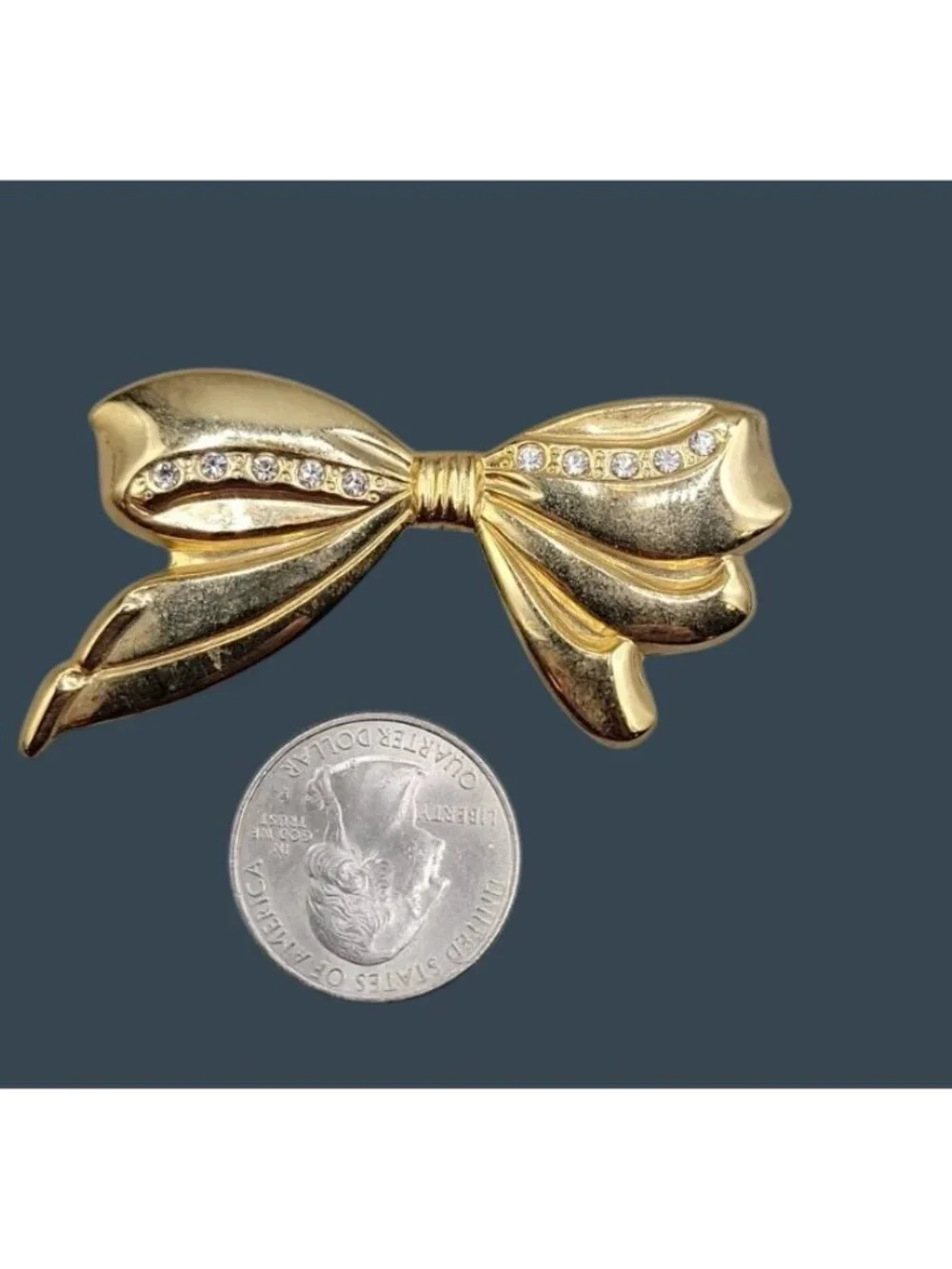 Vtg Rhinestone Stylized Bow Brooch Polished Gold Tone Retro Revival Tied Ribbon
